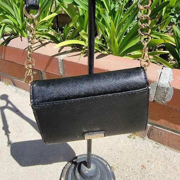 Aldo crossbody purse. Black wallet size. - Picture 6 of 12